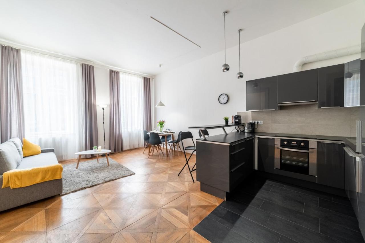 Apartament Exclusive Near Kafka's Head